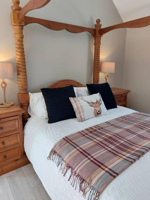 Wildthorn Cottage Moyad Exterior photo